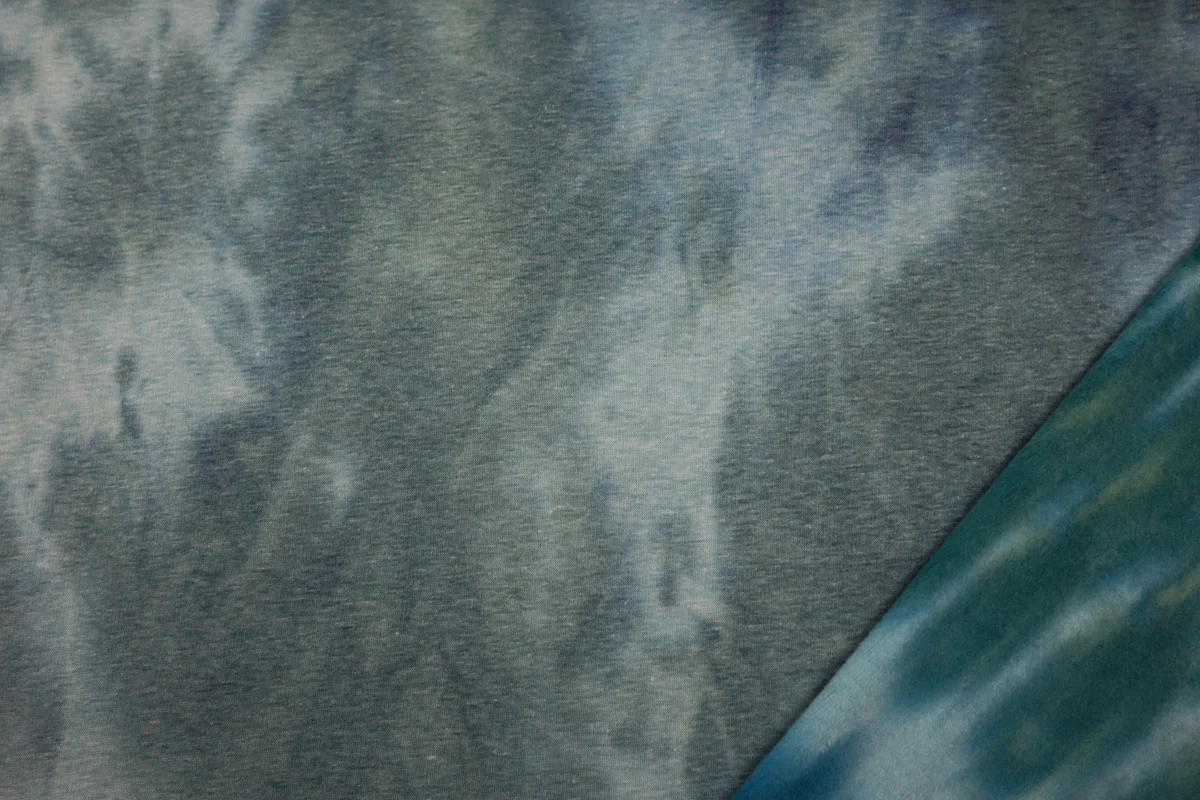 Alpenfleece Batik Look - Image 11