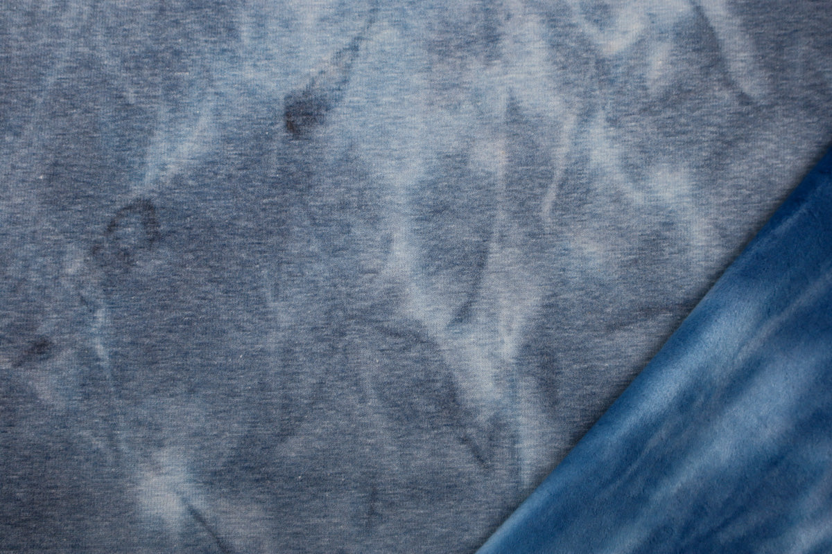 Alpenfleece Batik Look - Image 12