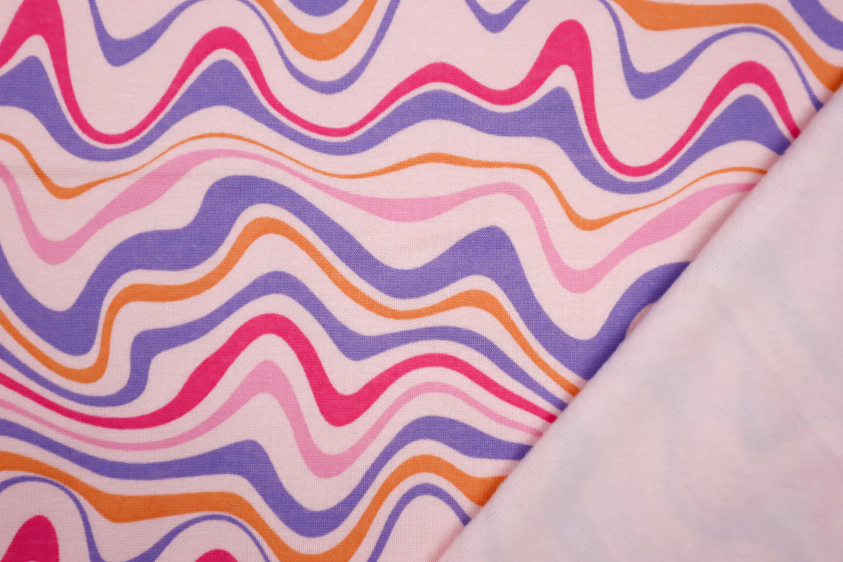 Alpenfleece Bunte Wellen - Image 5